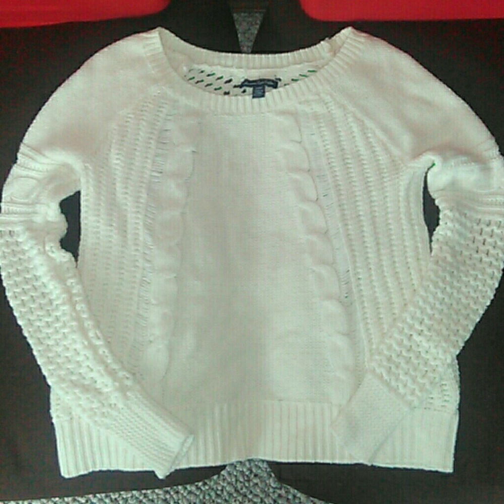 American Eagle Knitted Sweater